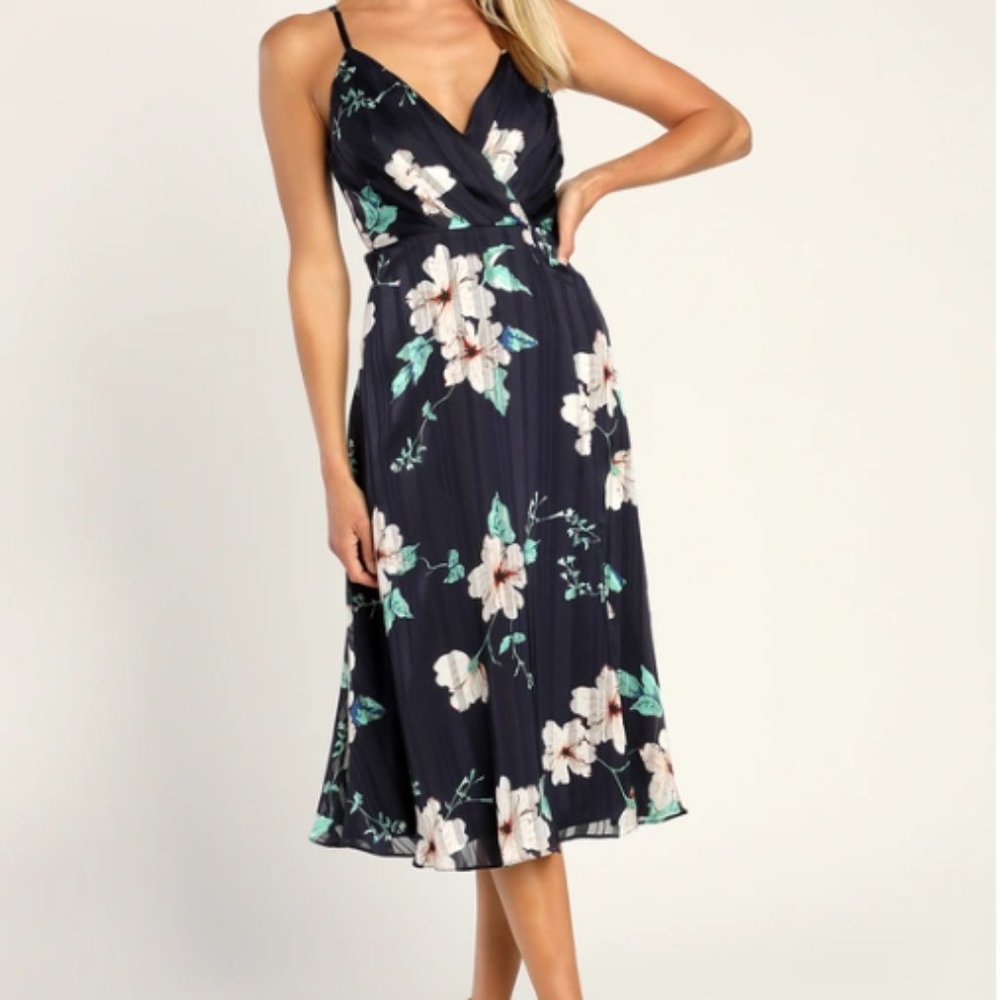 Lulus (S) - All About Love Navy Blue Floral Print Midi Dress